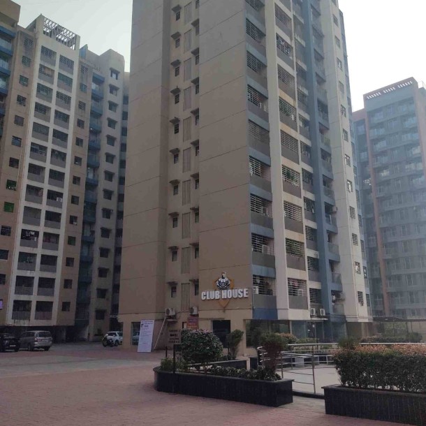 Spacious 2 BHK Flat with Storage | Virar West | Ready to Move-In-11