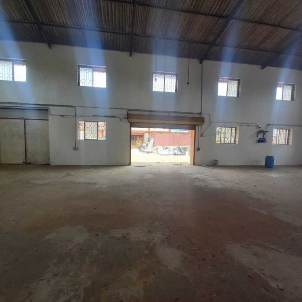 Spacious Warehouse for Rent near Verna Industrial Estate - 1700 Sq Mtr Land, 250 Sq Mtr Built-up, 80k Rent-4