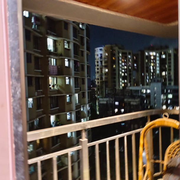 Rent a Comfortable 1BHK Semi-Furnished Flat in Prayag Heights-4