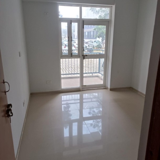 Spacious 2 BHK For Rent in Adani AANGAN Sec-88A, Gurgaon - Prime Location Living-3