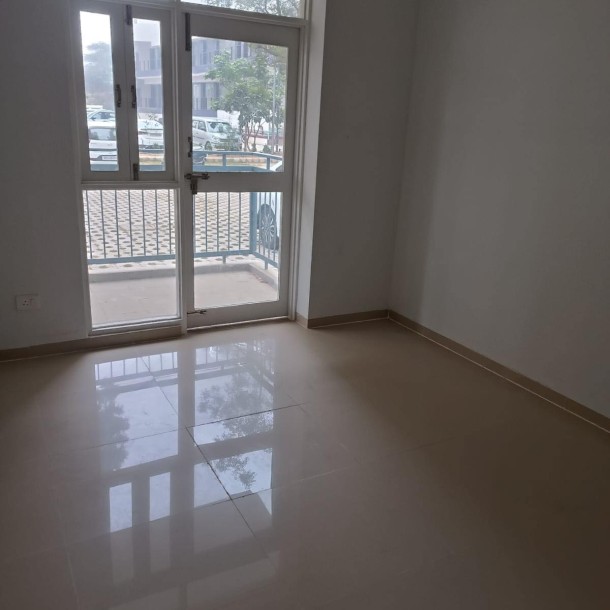 Spacious 2 BHK For Rent in Adani AANGAN Sec-88A, Gurgaon - Prime Location Living-5