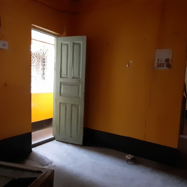 RG-AD-215 : Unfurnished House at Baguihati Jora Mandir, Kolkata for Sale. Contact +91 98300 42930-10