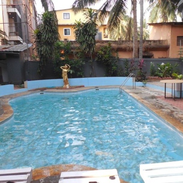 2 Bhk 107sqmt flat Semi-furnished for Sale in Candolim, North-Goa. (95L)-11