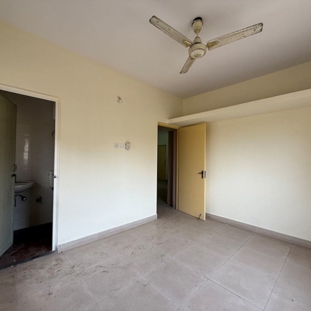 2 Bhk 76Sq.mts flat Unfurnished for Sale in Corlim-Old-Goa.(50L)-12