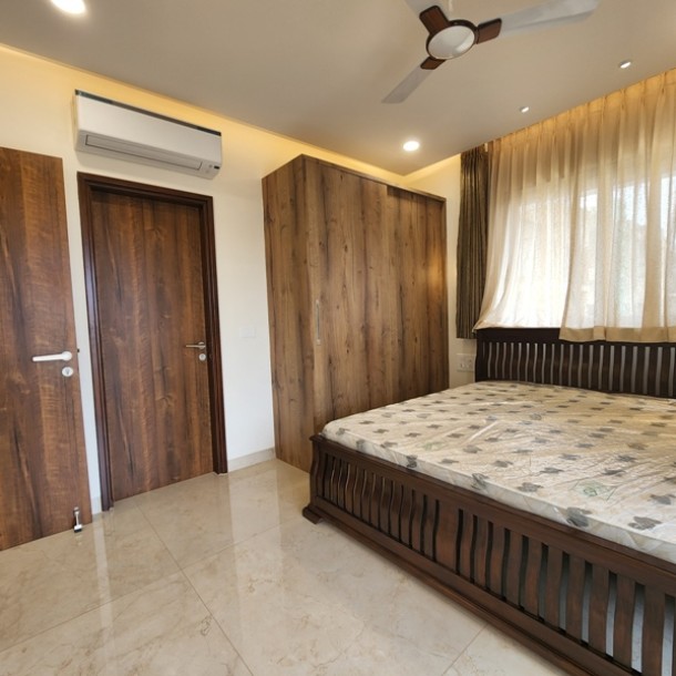 3 Bhk 145sqmt High-End Apartment for Rent in Reis-Magos, North-Goa. (90k)-13