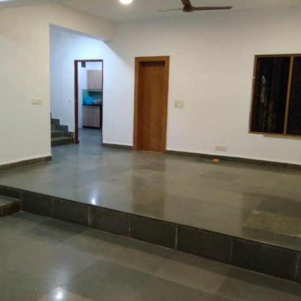 3 Bhk Row Villa 220sqmt for Rent in Panjim, North-Goa.(82k)-1