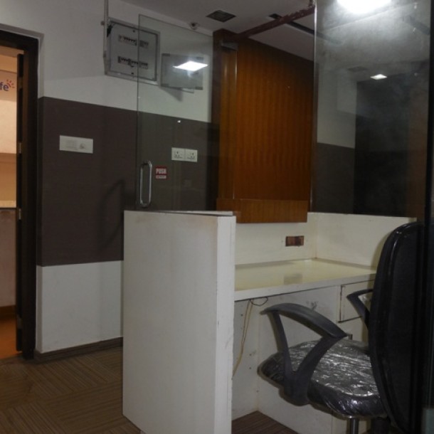 Office 75sqmt fully furnished for Sale in Panjim, North-Goa.(75L)-2