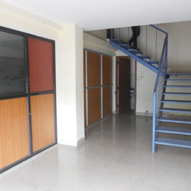 Commercial space 350sqmt for Rent in Porvorim, North-Goa.(1.50L)-3