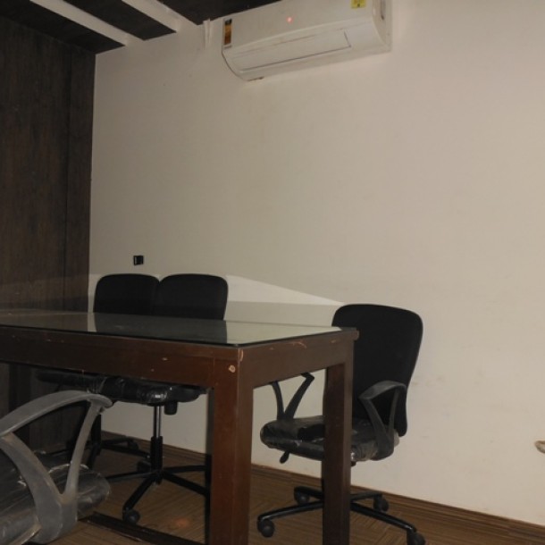 Office 75sqmt fully furnished for Sale in Panjim, North-Goa.(75L)-7