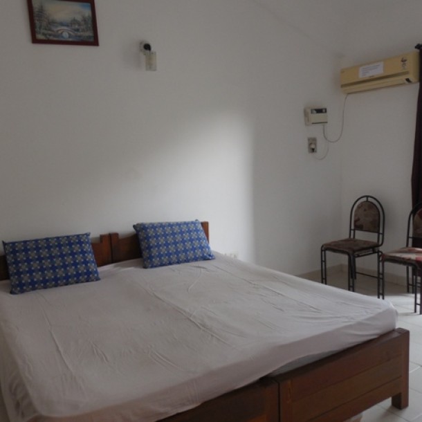 2 Bhk 107sqmt flat Semi-furnished for Sale in Candolim, North-Goa. (95L)-7