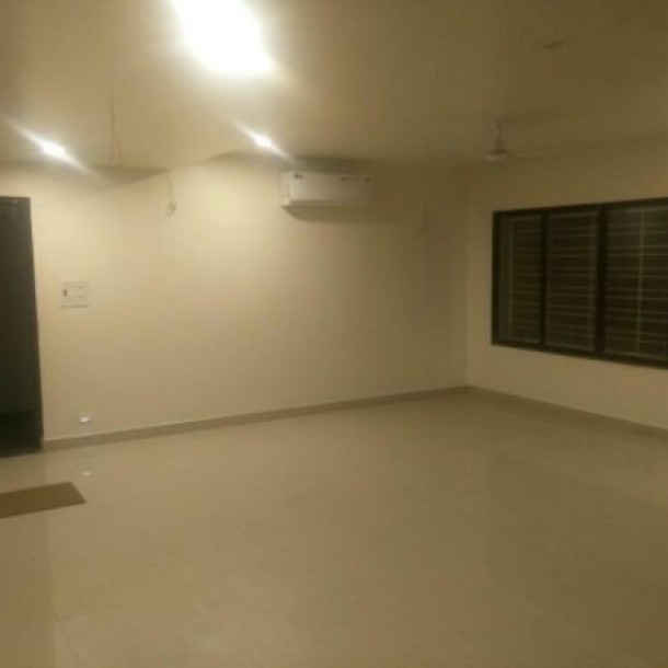 3BHK Semi Furnished Flat At Nagpur-2