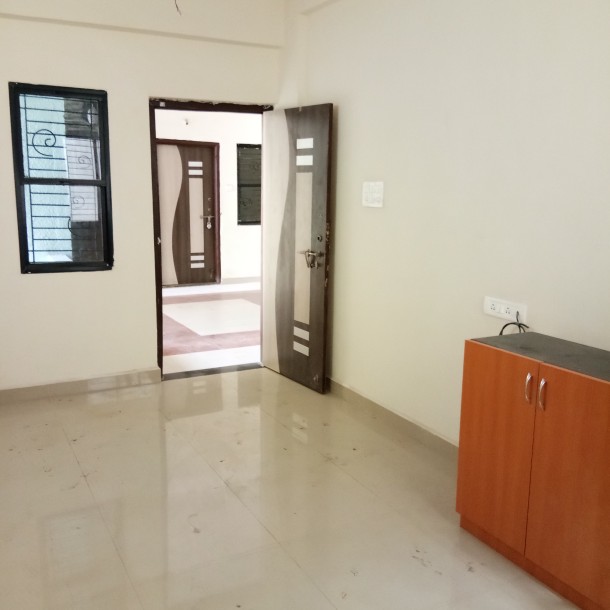 3BHK Semi Furnished Flat At Nagpur-6