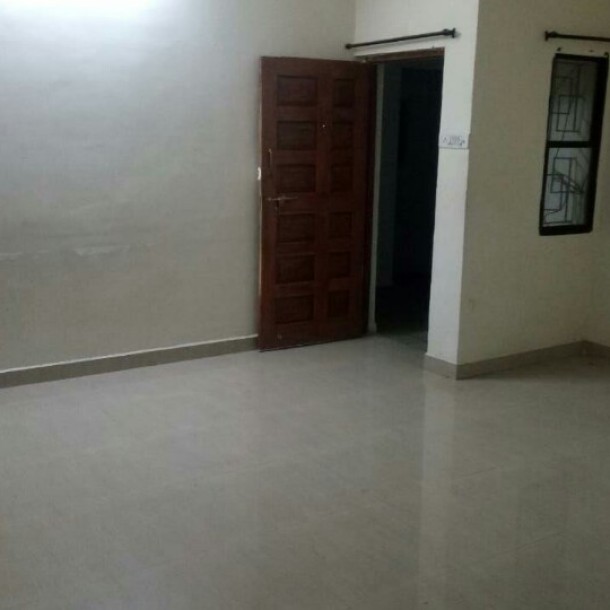 3BHK Semi Furnished Flat At Nagpur-3