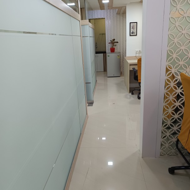 Modern Office for Rent: 1550 sq.ft., Vile Parle East, M.G. Road - Internet, Cabins, Conference Room-35