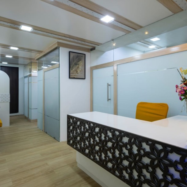 Modern Office for Rent: 1550 sq.ft., Vile Parle East, M.G. Road - Internet, Cabins, Conference Room-21