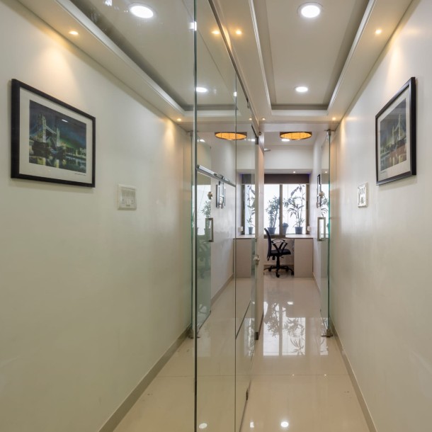 Modern Office for Rent: 1550 sq.ft., Vile Parle East, M.G. Road - Internet, Cabins, Conference Room-8