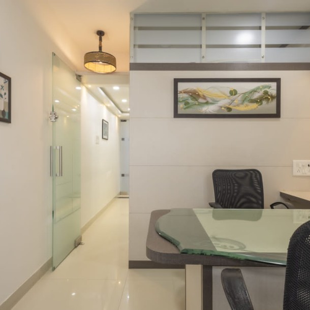 Modern Office for Rent: 1550 sq.ft., Vile Parle East, M.G. Road - Internet, Cabins, Conference Room-16