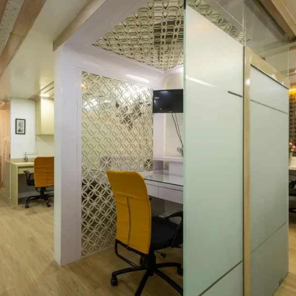 Fully Furnished Vastu-Compliant Office on Rent in M.G. Road, Vile Parle (E), Mumbai - 1550 sq. ft.-14