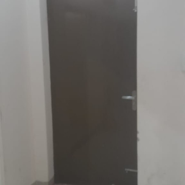 Rent pe house Dena hai 15000-4