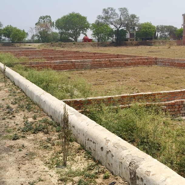 Plot is available in Khurdahi Market on Sultanpur Road, Lucknow-28