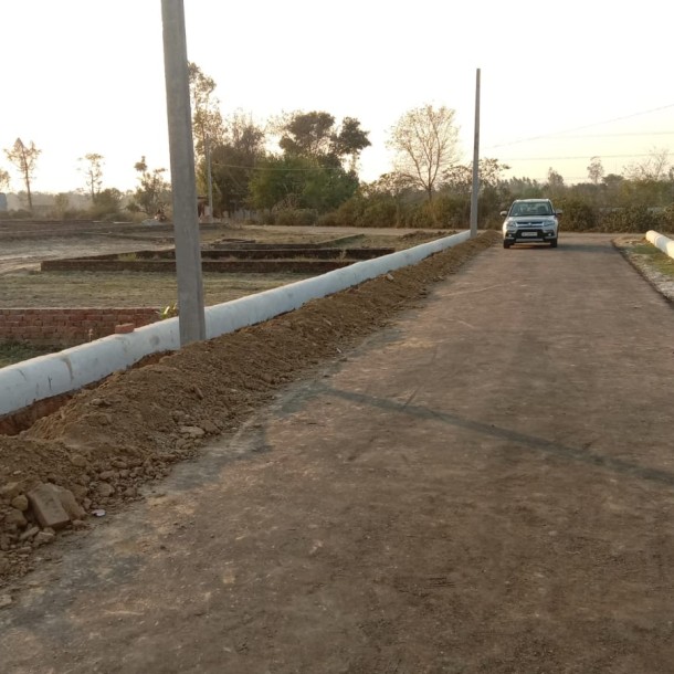 Plot is available in Khurdahi Market on Sultanpur Road, Lucknow-21