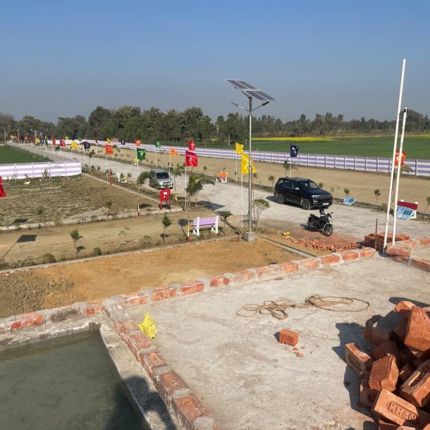 Plot in Lucknow  1250 sqft-10