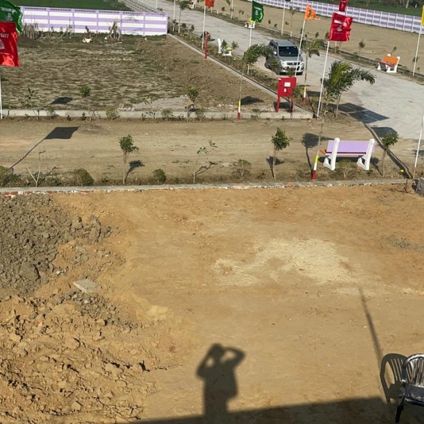 Plot in Lucknow  1250 sqft-12