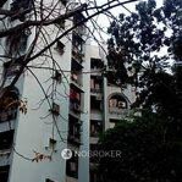 Rental 1BHK furnished flat at Lokhandwala Complex-0