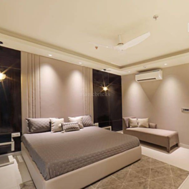 PARX LAUREATE  , SECTOR 108 NOIDA.-31