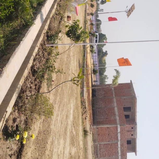 Plot in Lucknow  1250 sqft-2