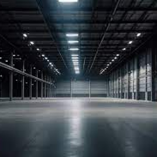 Spacious Warehouse for Lease: 10,000 Sq Ft.-1