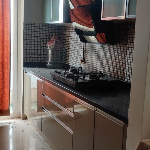 Rent a Comfortable 2BHK Semi-Furnished Flat in omkar alta monte Goregaon east-0