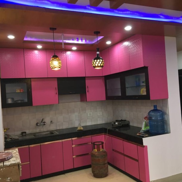 Rent 2 BHK Semi-Furnished Flat in Ghaziabad - Ideal Blend of Comfort and Convenience Awaits You-3