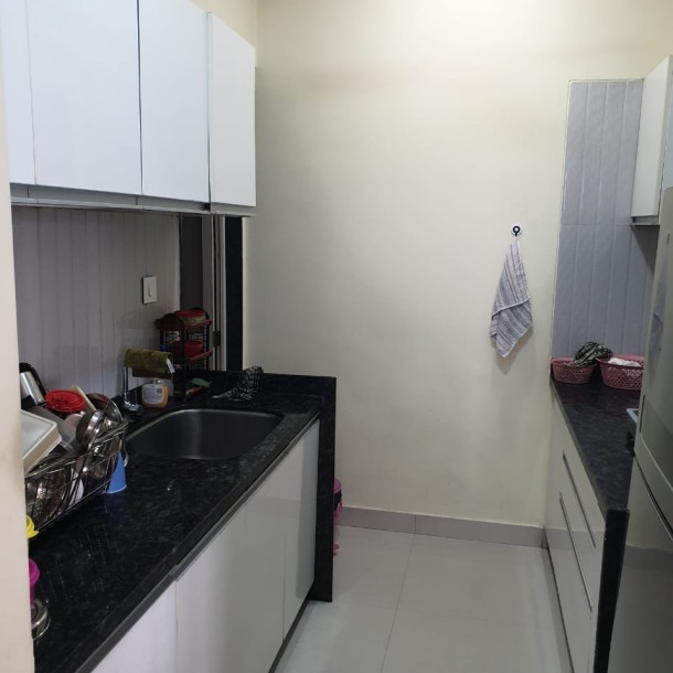 Rent a Comfortable 2BHK Semi-Furnished Flat in Omkar Ananta, Goregaon East - Ideal Living Spaces Await!-12