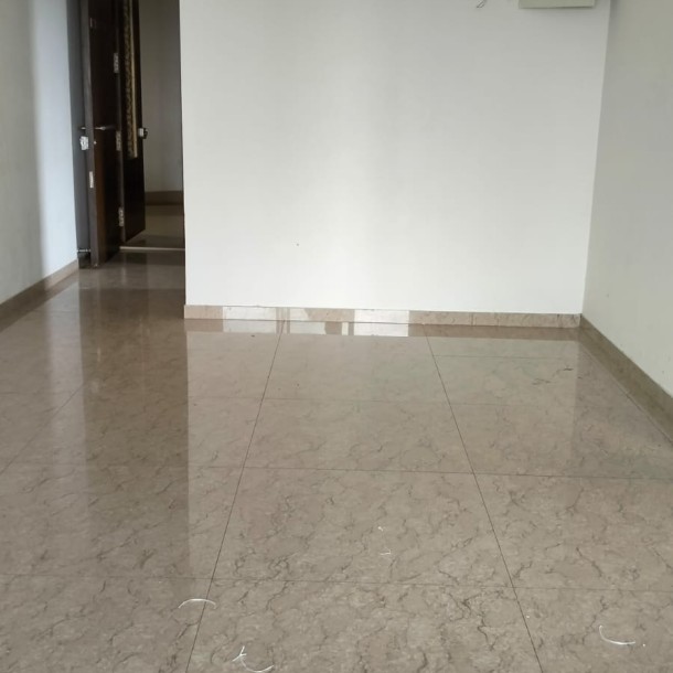 Rent a Comfortable 2BHK Semi-Furnished Flat in JP Decks Blue GOREGAON EAST-1