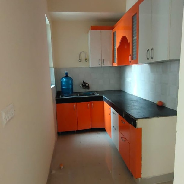 Rent Stylish 1 BHK Semi-Furnished Flat in Ghaziabad - Your Comfortable and Contemporary Living Space-2