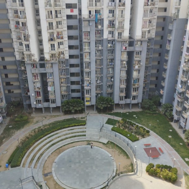 1 BHK RAW FURNISHED FLAT ON RENT-5