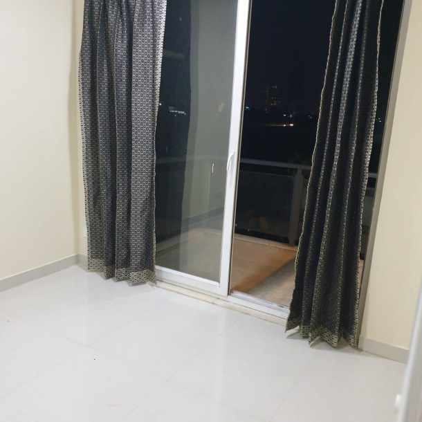 Rent a Stylish 2BHK Semi-Furnished Flat in Gurgaon - Prime Location-7