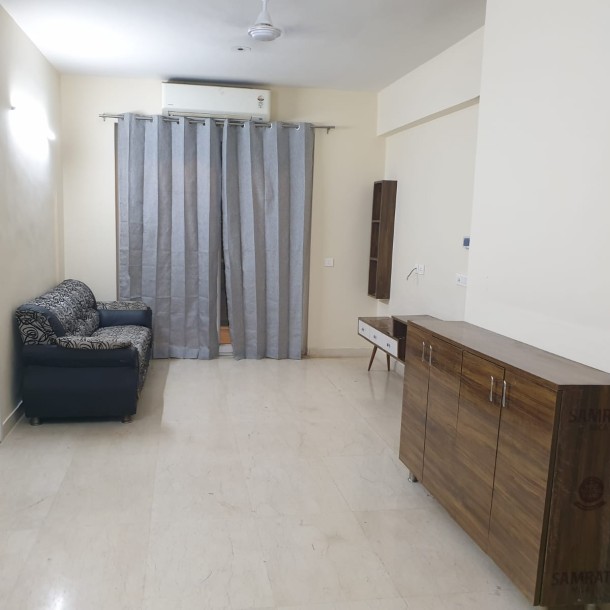 Rent a Stylish 2BHK Semi-Furnished Flat in Gurgaon - Prime Location-6