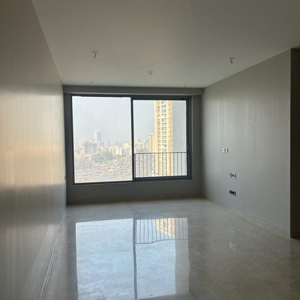 Rent a Comfortable 3BHK Semi-Furnished Flat in oberoi sky city  borivali east-3