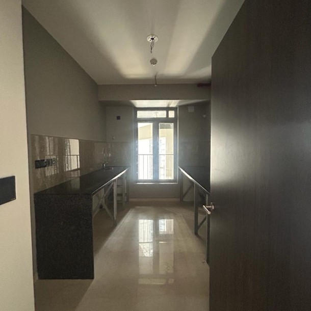 Rent a Comfortable 3BHK Semi-Furnished Flat in oberoi sky city  borivali east-8