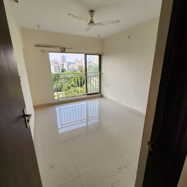 Rent a Comfortable 2BHK Semi-Furnished Flat in Shreedham Classic-8