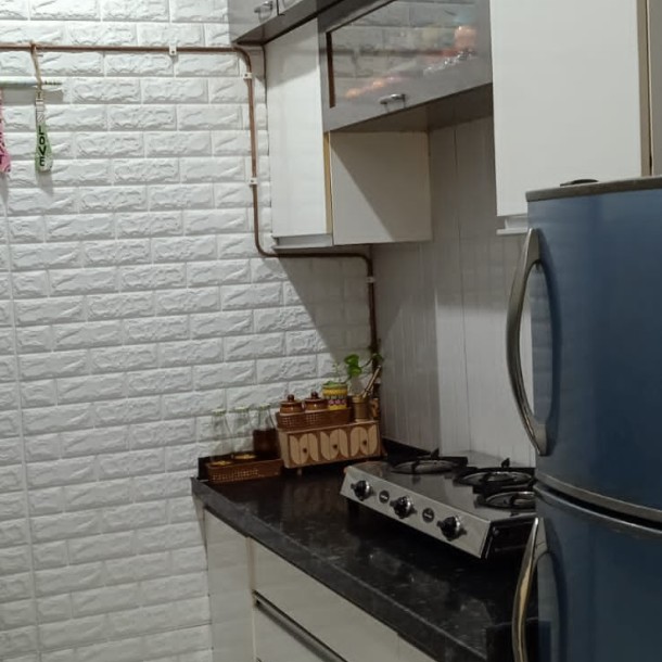 Rent a Comfortable 1BHK Semi-Furnished Flat in Raheja Height-16