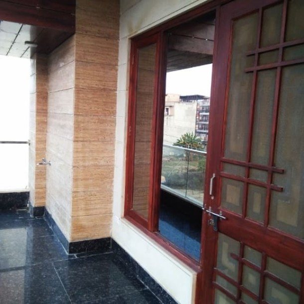 2 BHK Independent/Builder Floor for Rent in Sector 43, Gurugram.-6