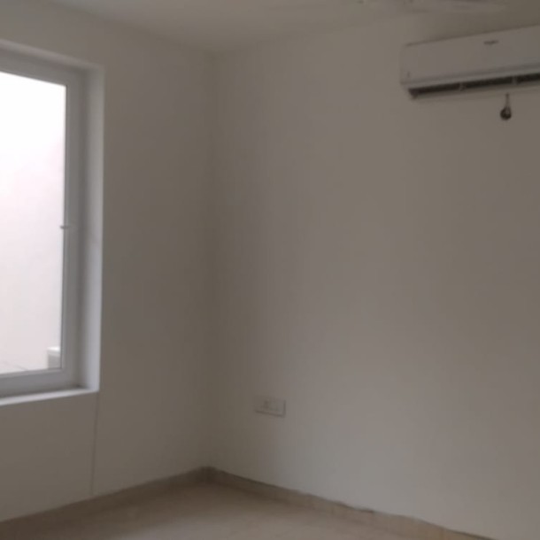 2 BHK Independent/Builder Floor for Rent in Sector 43, Gurugram.-3