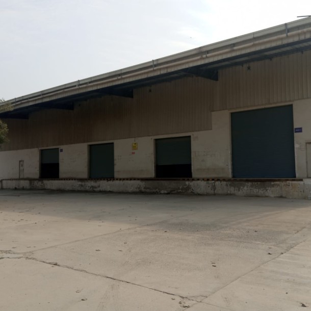 Spacious 90,000 Sq. Ft. Premium Warehouse on Baadshapur Gurgaon.-5