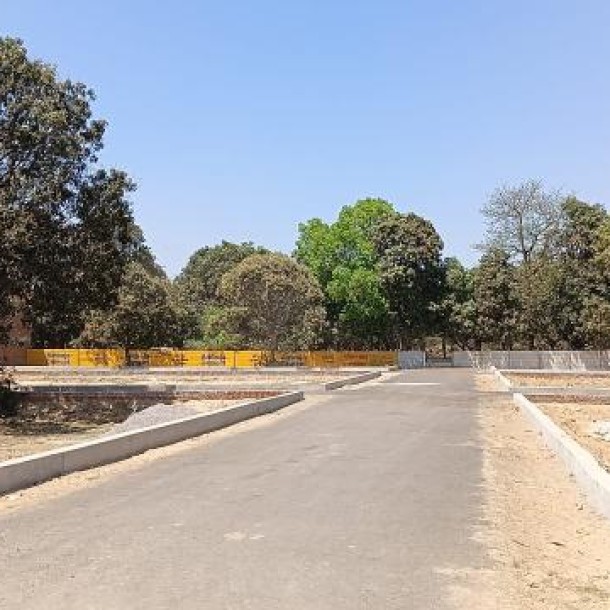 Residential Plots Near Buddheshwar Chauraha, Lucknow – Starting ₹1100/Sq.Ft-11