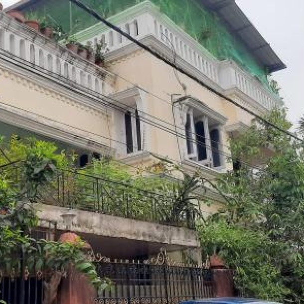 Luxurious Bungalow for Sale near Kavi Subhash Metro, New Garia – ₹2.3 Cr-16