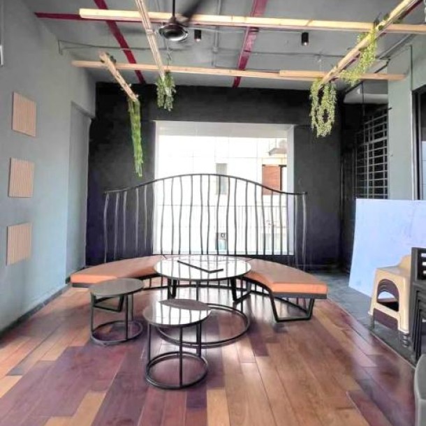 Luxurious 3.5BHK with Terrace for Rent in Juhu Gulmohar Road – ₹6.5L-4