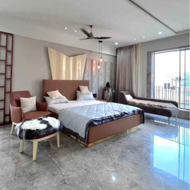 Luxurious 3.5BHK with Terrace for Rent in Juhu Gulmohar Road – ₹6.5L-3
